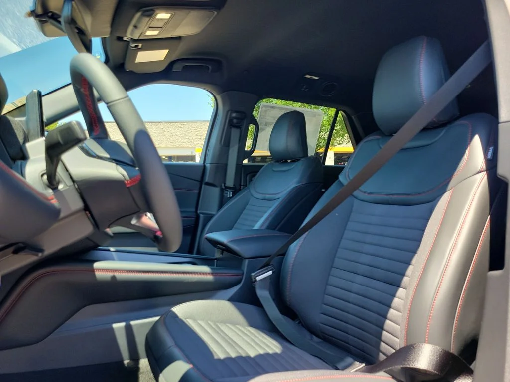 New 2026 Agate Black Metallic Ford ST-Line image 17
