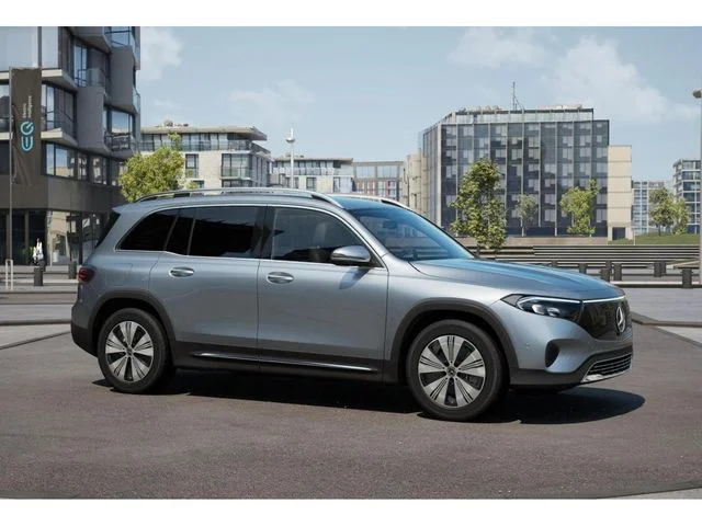 Used 2025 Silver Mercedes-Benz 250+ image 16