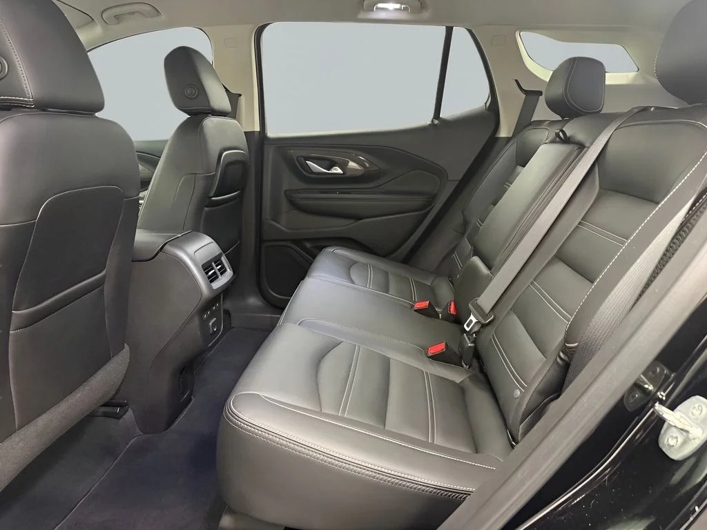 Used 2022 Black GMC Denali image 14