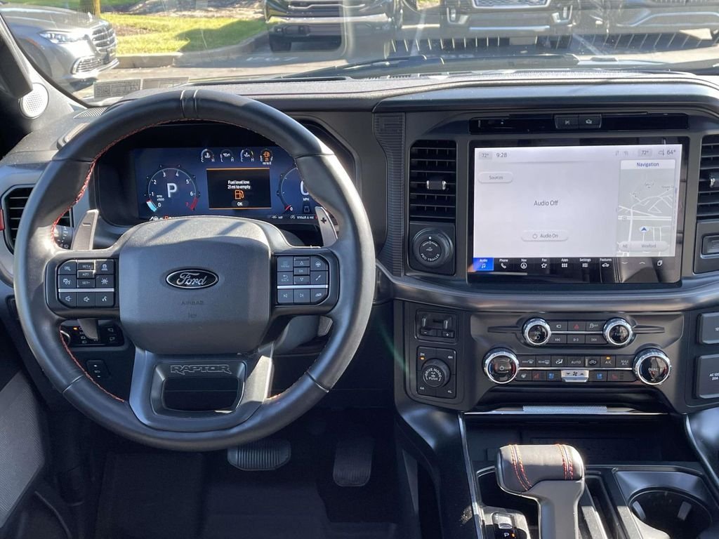 2025 Ford F-150 Raptor - Photo 19