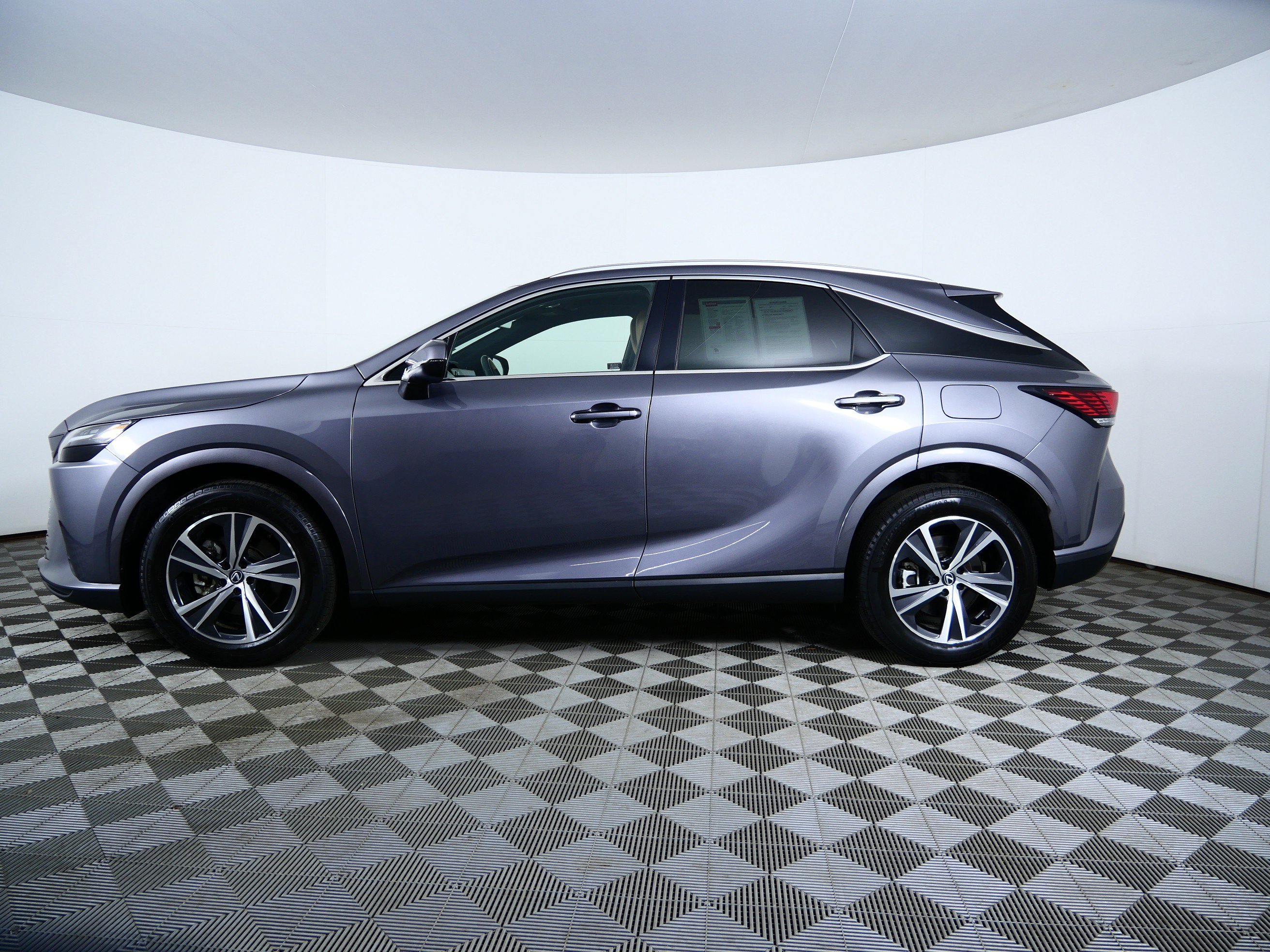 Used 2023 NEBULA GRAY PEARL Lexus RX 350 Premium image 4