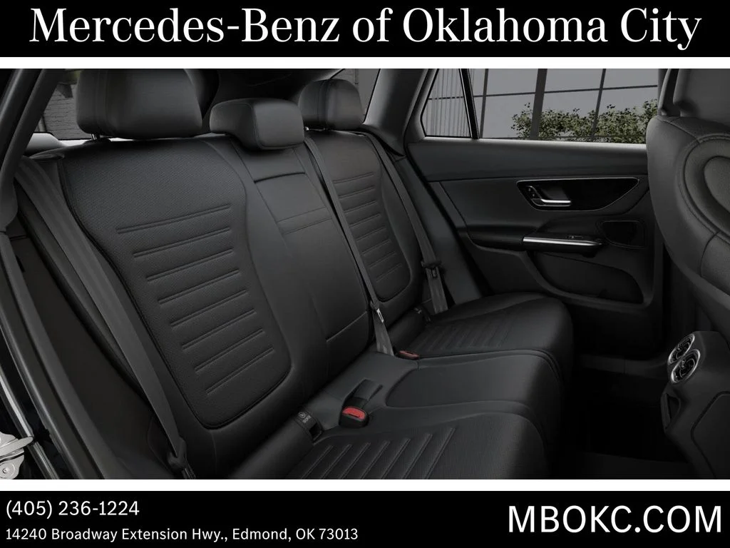 Used 2026 Black Mercedes-Benz GLC 300 image 5