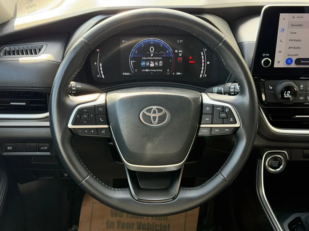Used 2025 Beige Toyota XLE image 16