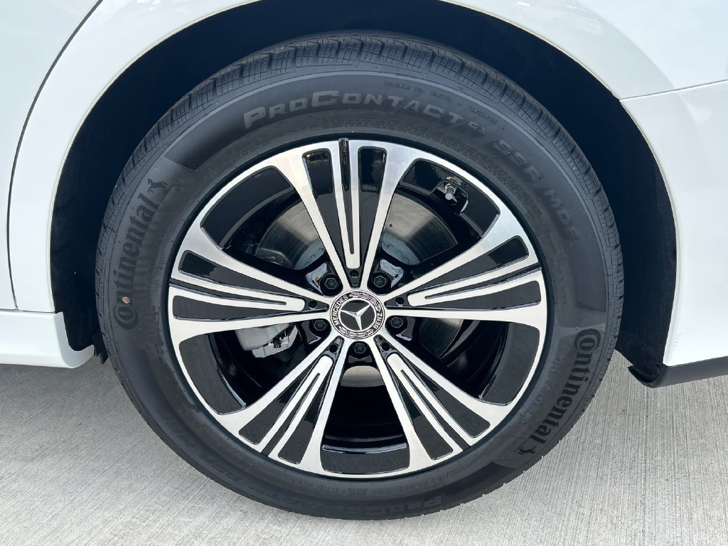 New 2027 Polar White Mercedes-Benz E 350 image 73