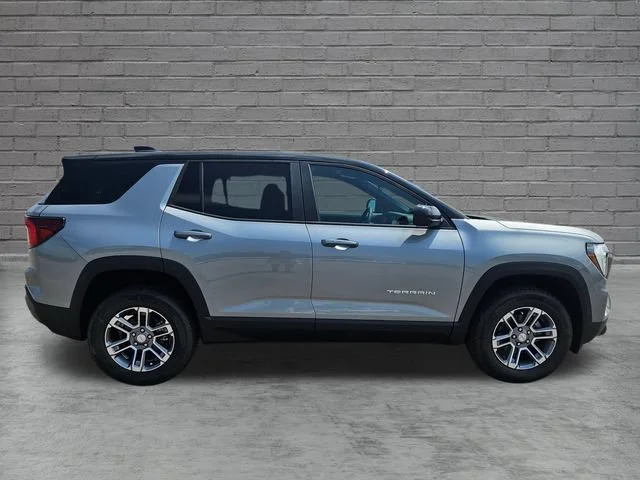 New 2027 Sterling Metallic GMC Elevation image 6
