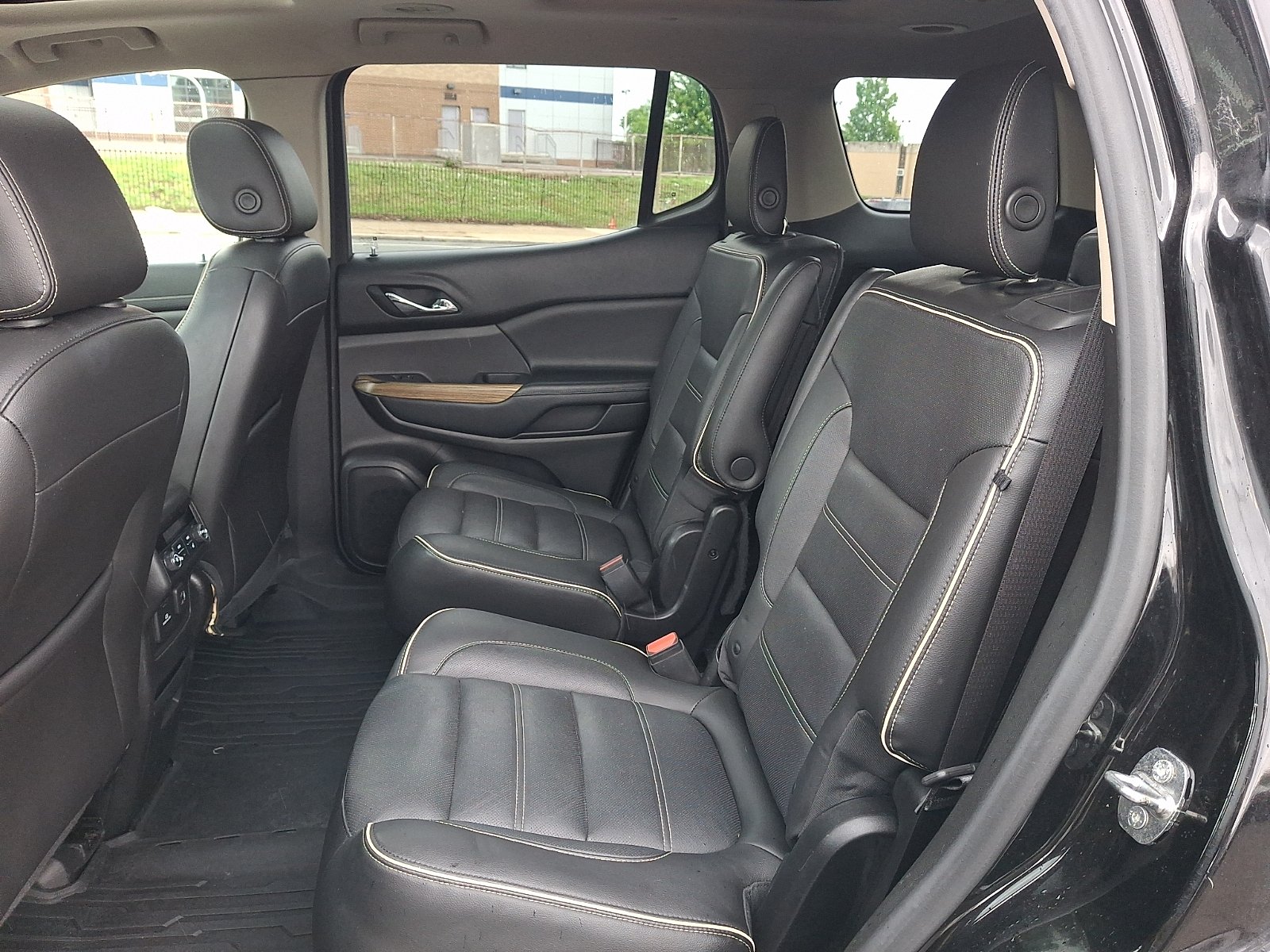 Used 2019 Ebony Twilight Metallic - GB8 GMC Denali image 11