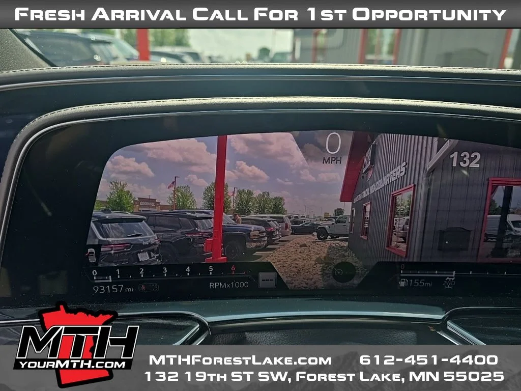 Used 2021 Black Cadillac Sport image 11