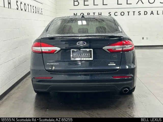 Used 2020 Blue Ford SE image 5