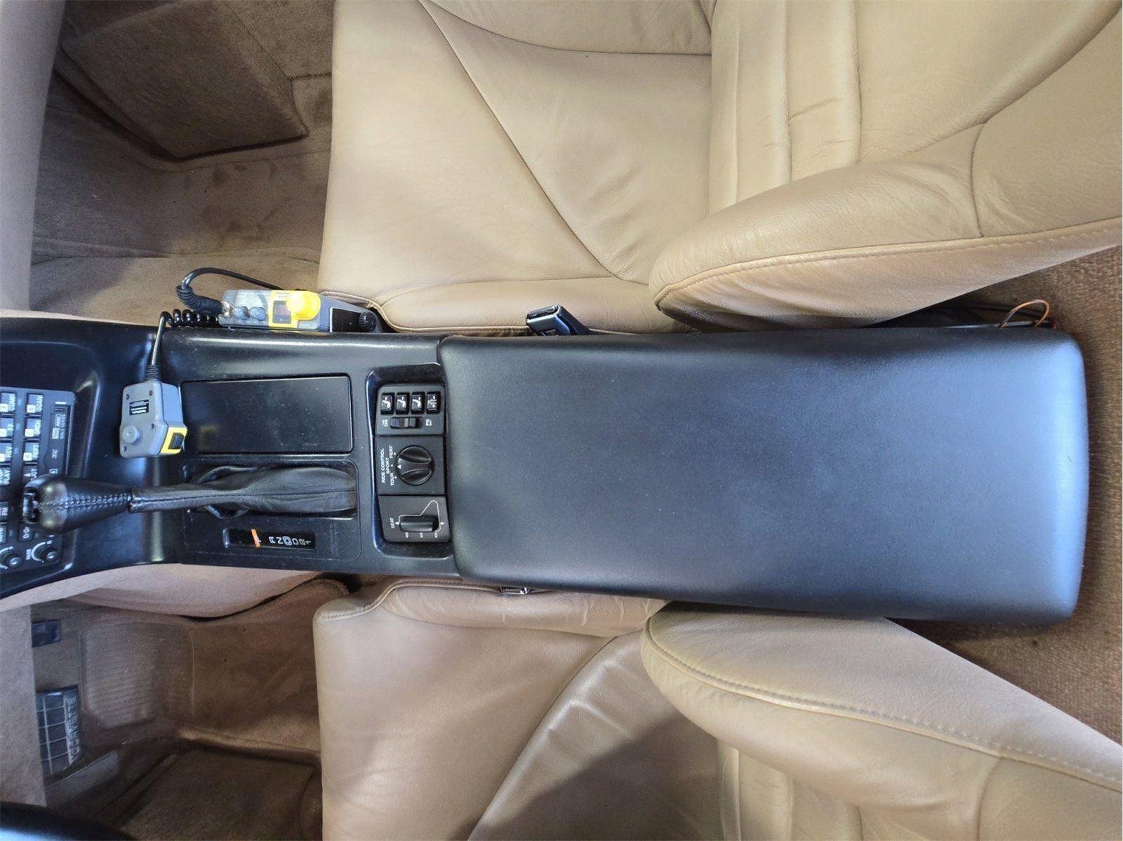 Used 1994 GREEN Chevrolet  image 21