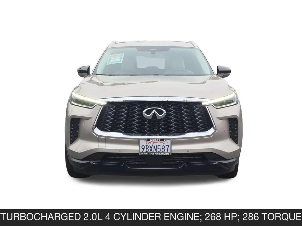 Used 2025 Silver INFINITI LUXE image 4