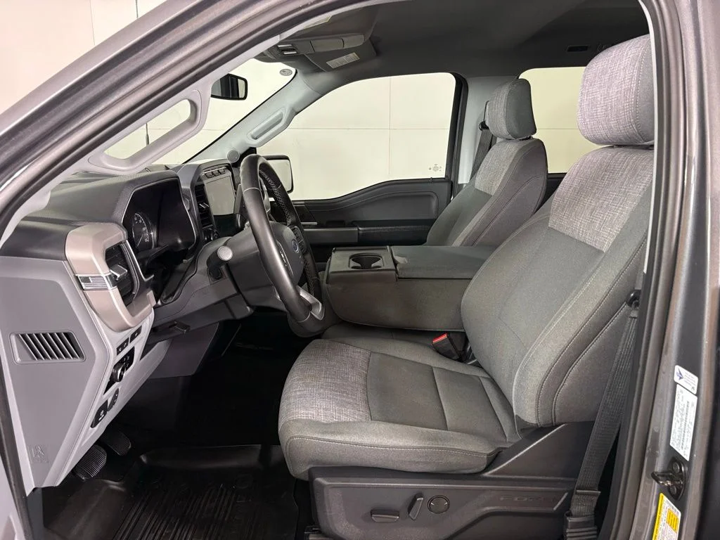 Used 2023 Gray Ford XLT image 17