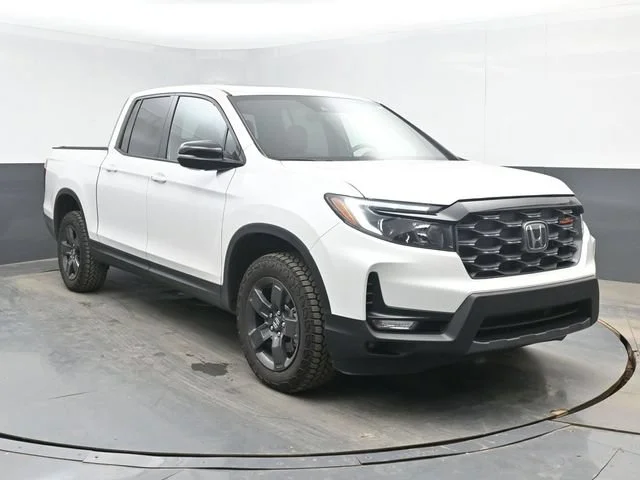 Certified Used 2026 Platinum White Pearl Honda TrailSport image 56