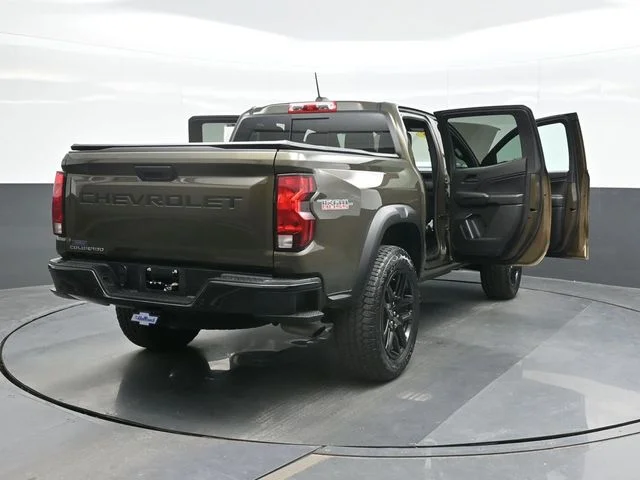 Used 2025 Brown Chevrolet Trail Boss image 29
