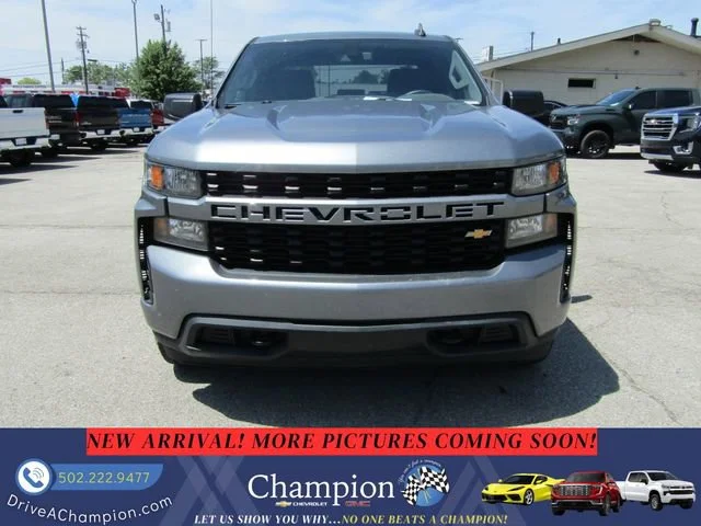 Used 2019 SATIN STEEL METALLIC Chevrolet Custom image 2