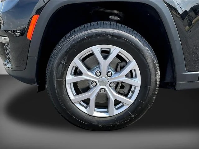 Used 2021 Black Jeep Limited image 40