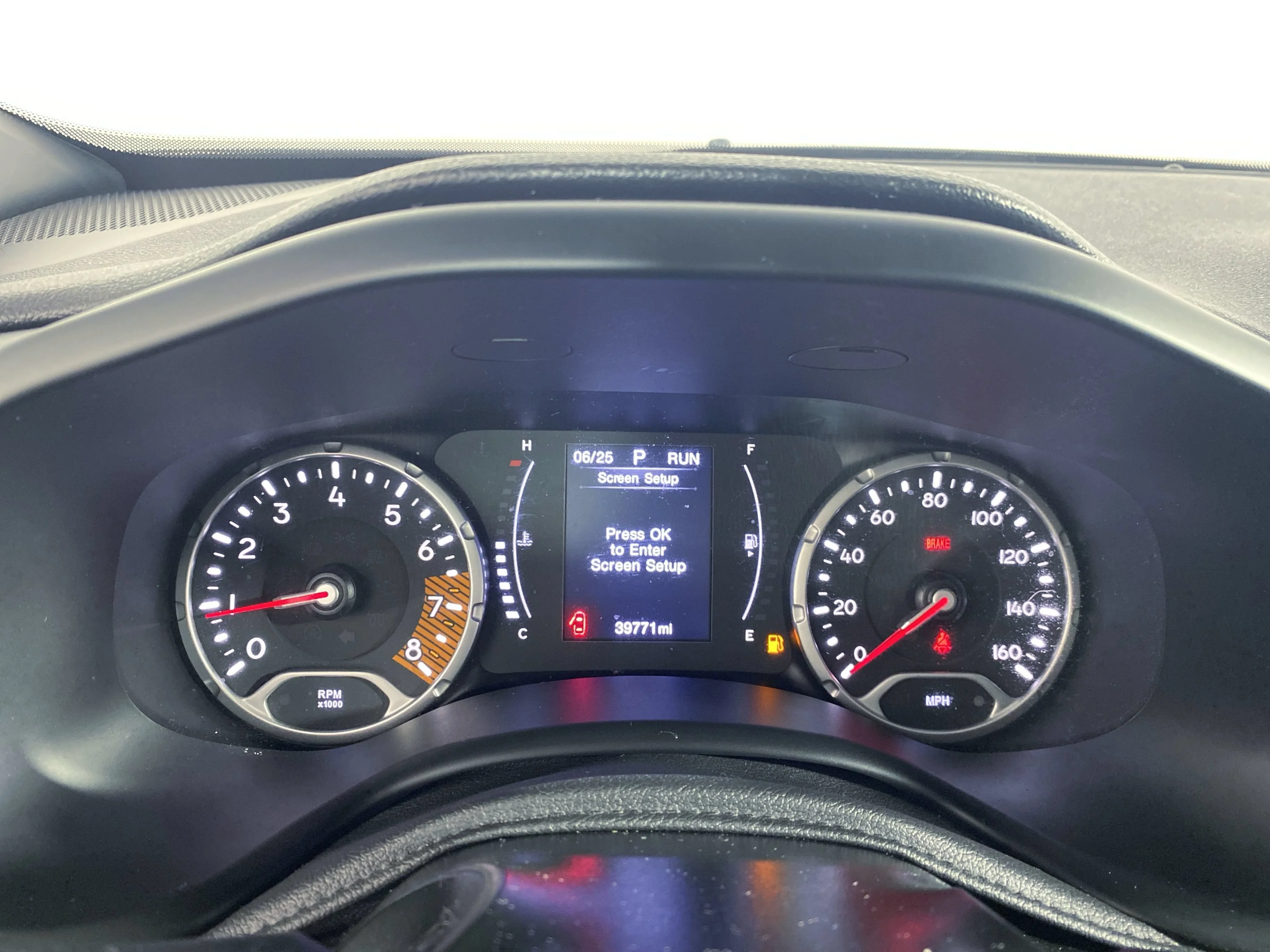 Used 2019 Granite Crystal Metallic Clearcoat Jeep Sport image 20