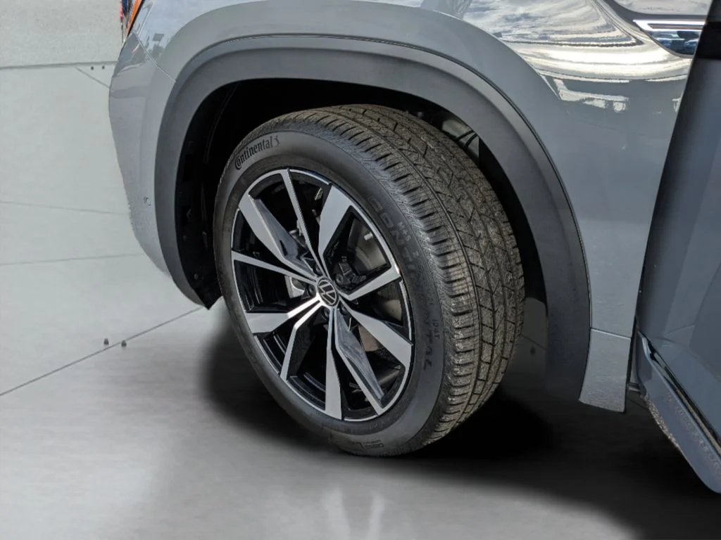 New 2026 Gray Volkswagen SEL Premium R-Line image 29