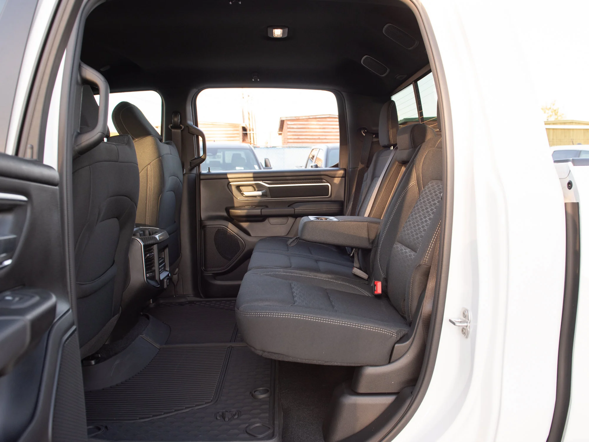 New 2026 White RAM Big Horn Night* Crew Cab 4x4, Heated Seats/Wheel, 3.92 Rear Axle Ratio image 24