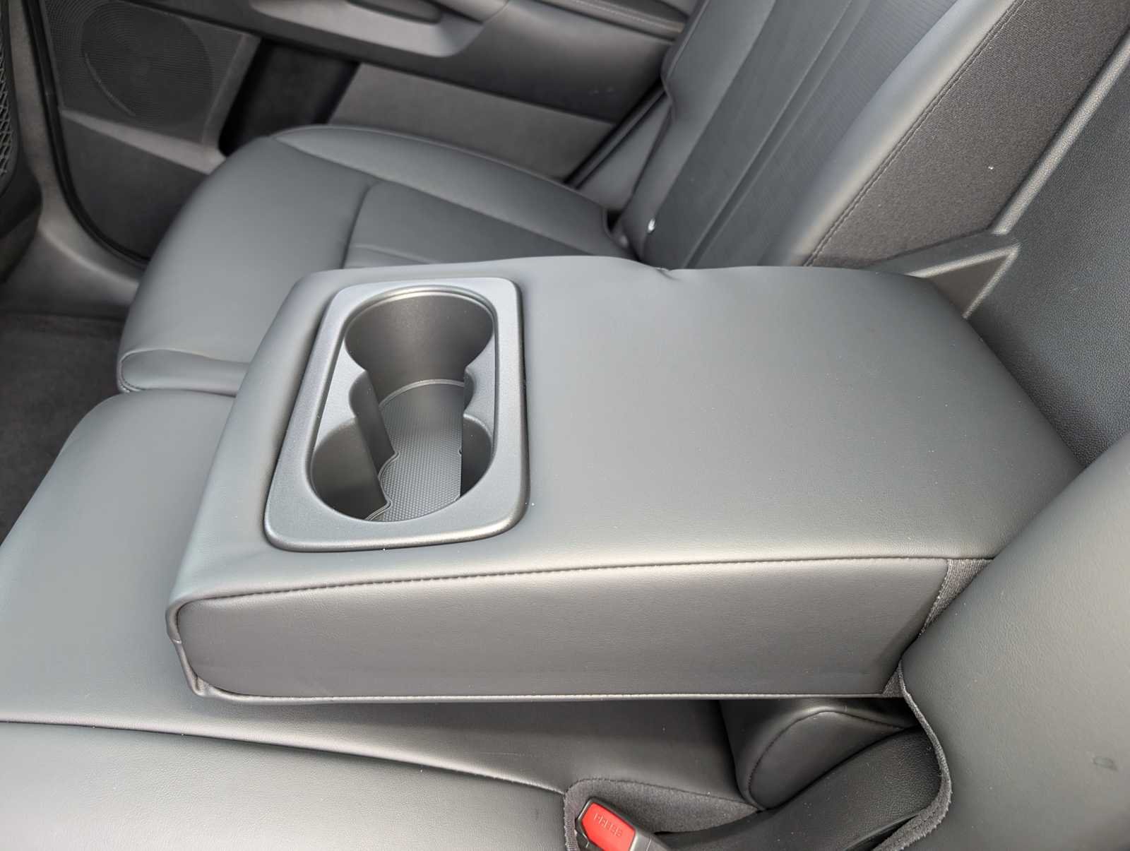 2026 Kia Sorento S - Photo 17