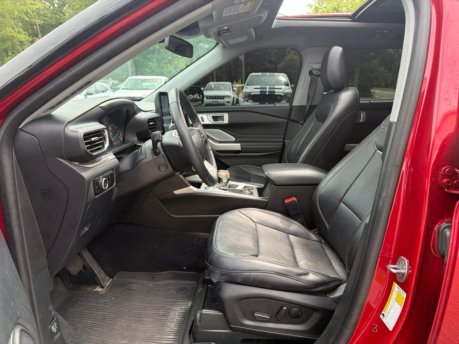 Used 2023 Red Ford Limited image 9