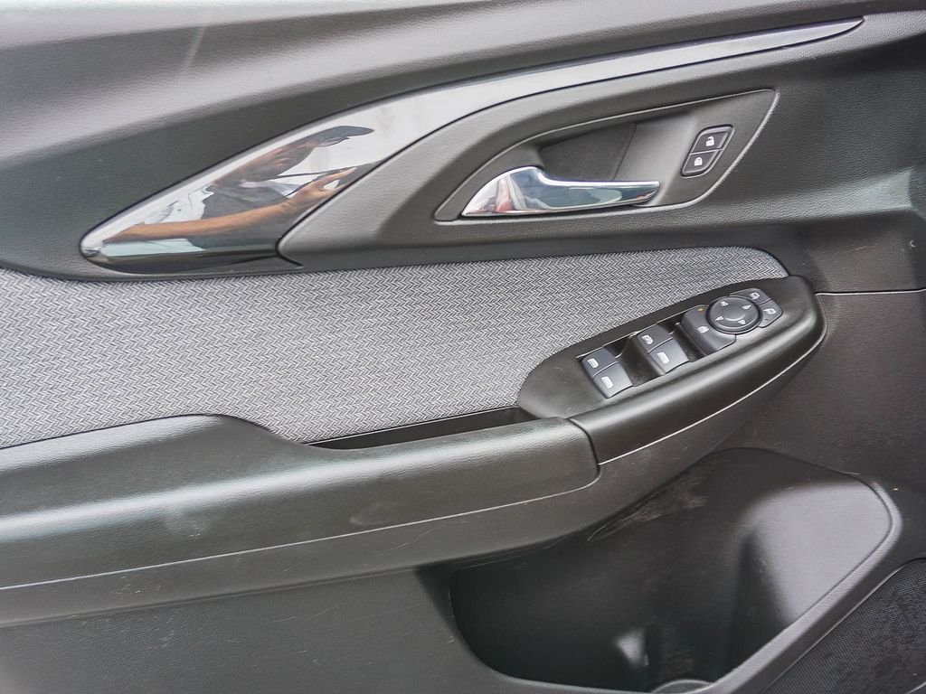 Used 2023 Red Chevrolet LT image 18