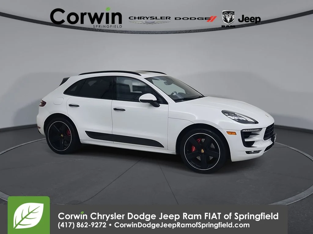 2018 Porsche Macan GTS's photo