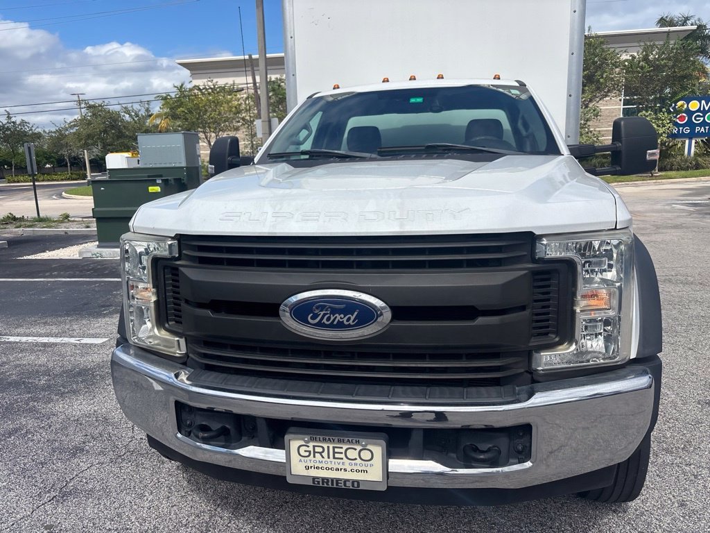 Used 2019 White Ford XL image 2