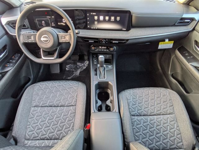 Used 2026 Aspen White Nissan SV image 8