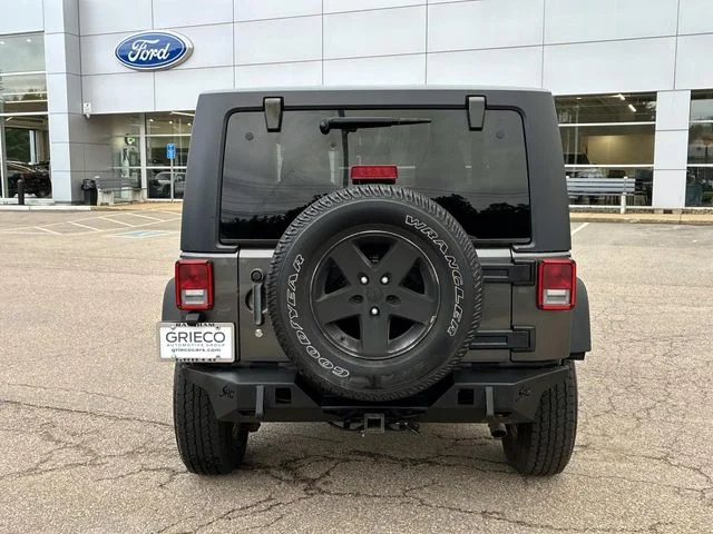 Used 2014 Gray Jeep Sport image 6