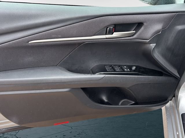 2025 Toyota Camry LE - Photo 20