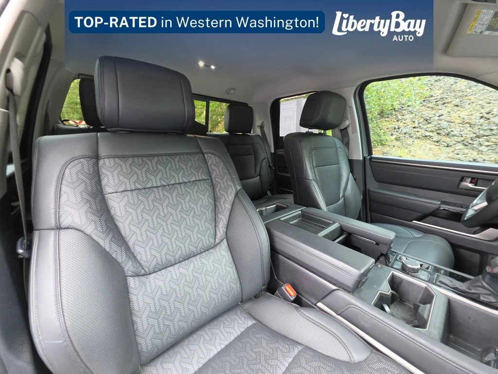 Used 2022  Toyota Limited image 17
