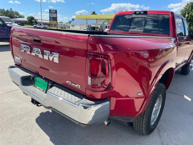 New 2026 Molten Red Pearlcoat RAM Limited image 4