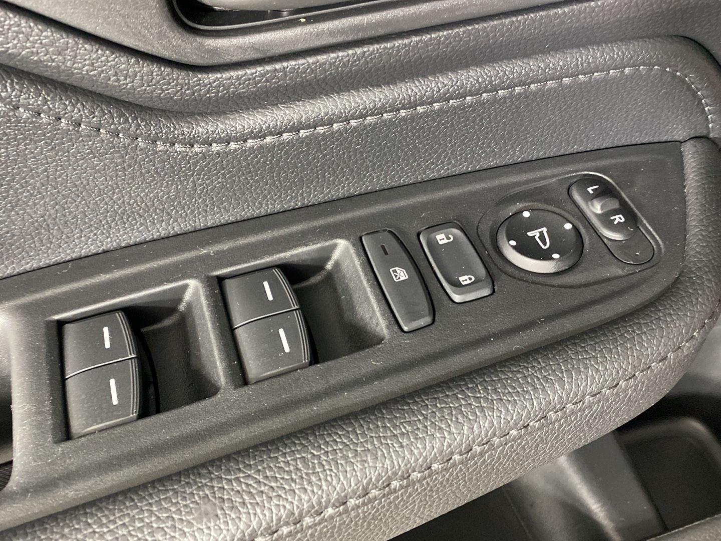 Used 2025  Honda EX-L image 21