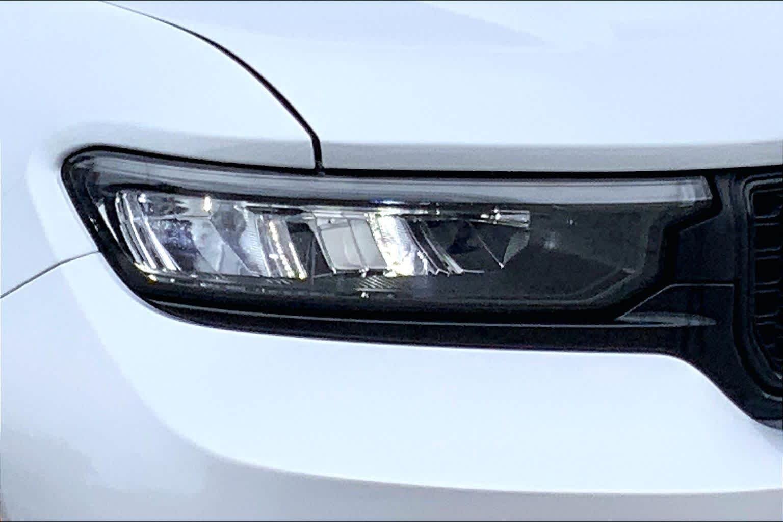 Used 2025 Silver Zynith Jeep Altitude X image 25