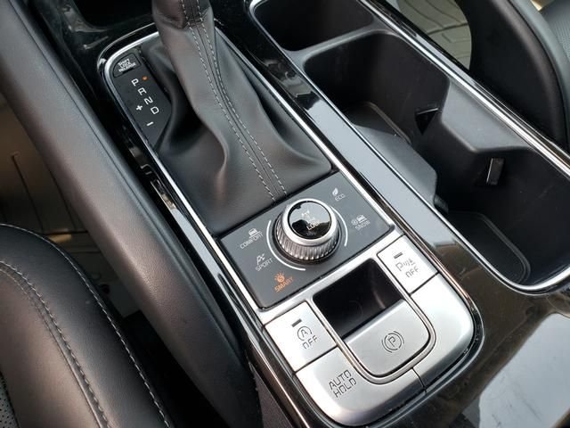 Used 2021 Silver Kia S image 24