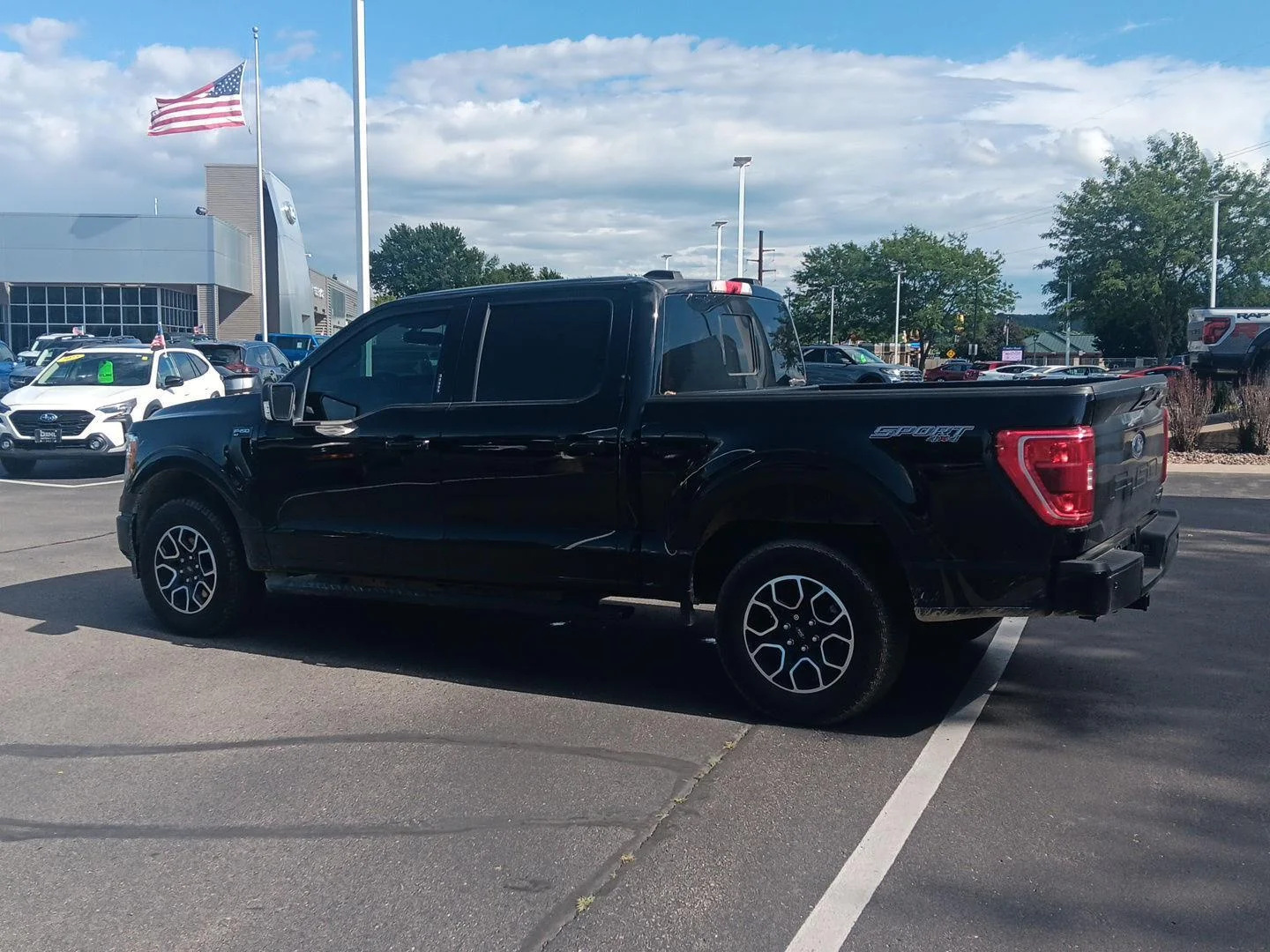 Used 2023 Agate Black Ford XLT image 8