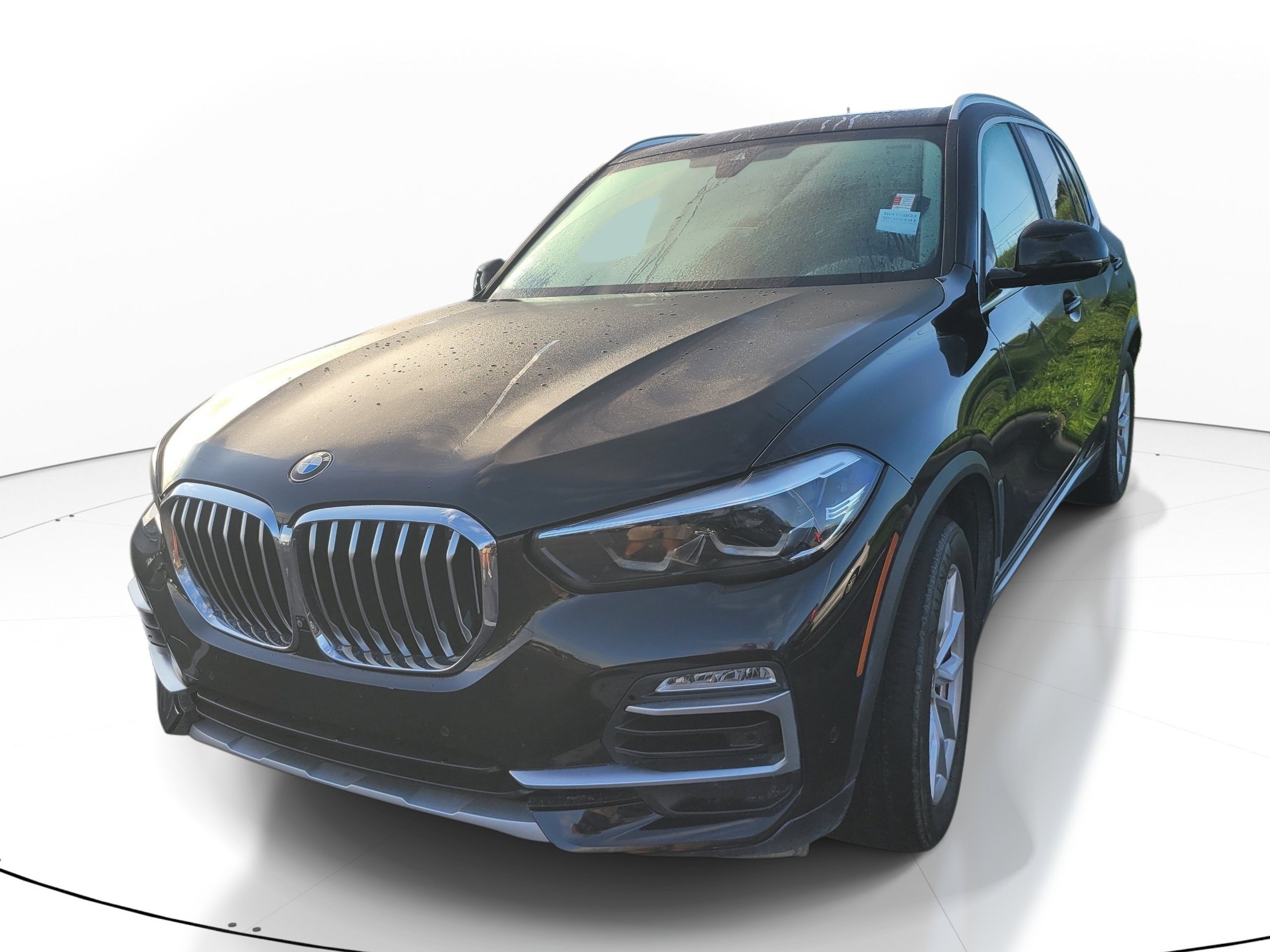Used 2021 Jet Black BMW sDrive40i image 3