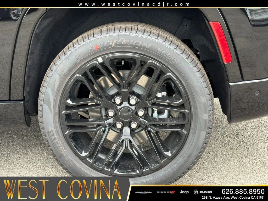 New 2026 High Gloss Black Jeep Limited Reserve image 17
