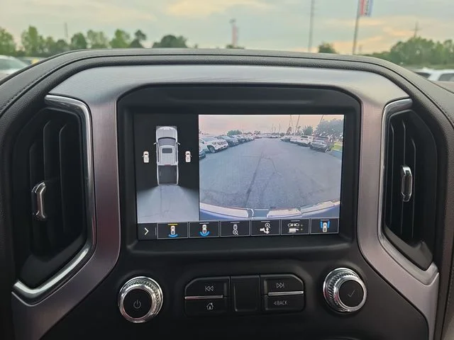 Used 2019 White GMC SLT image 24