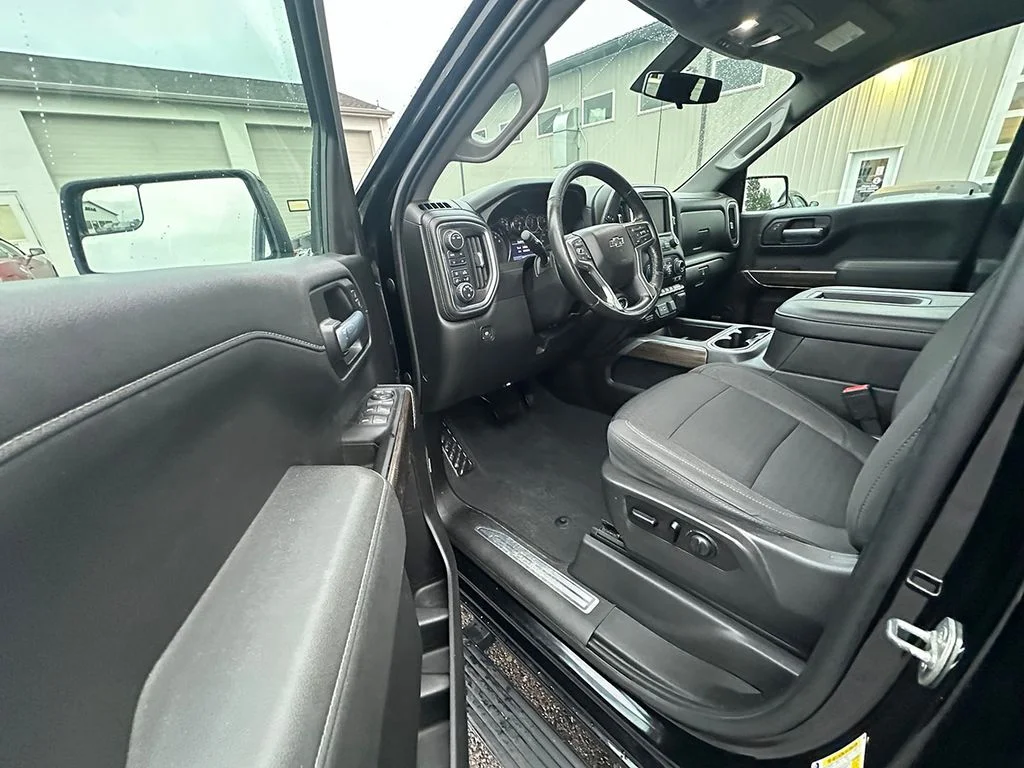 Used 2020 Black Chevrolet LT Trail Boss image 21
