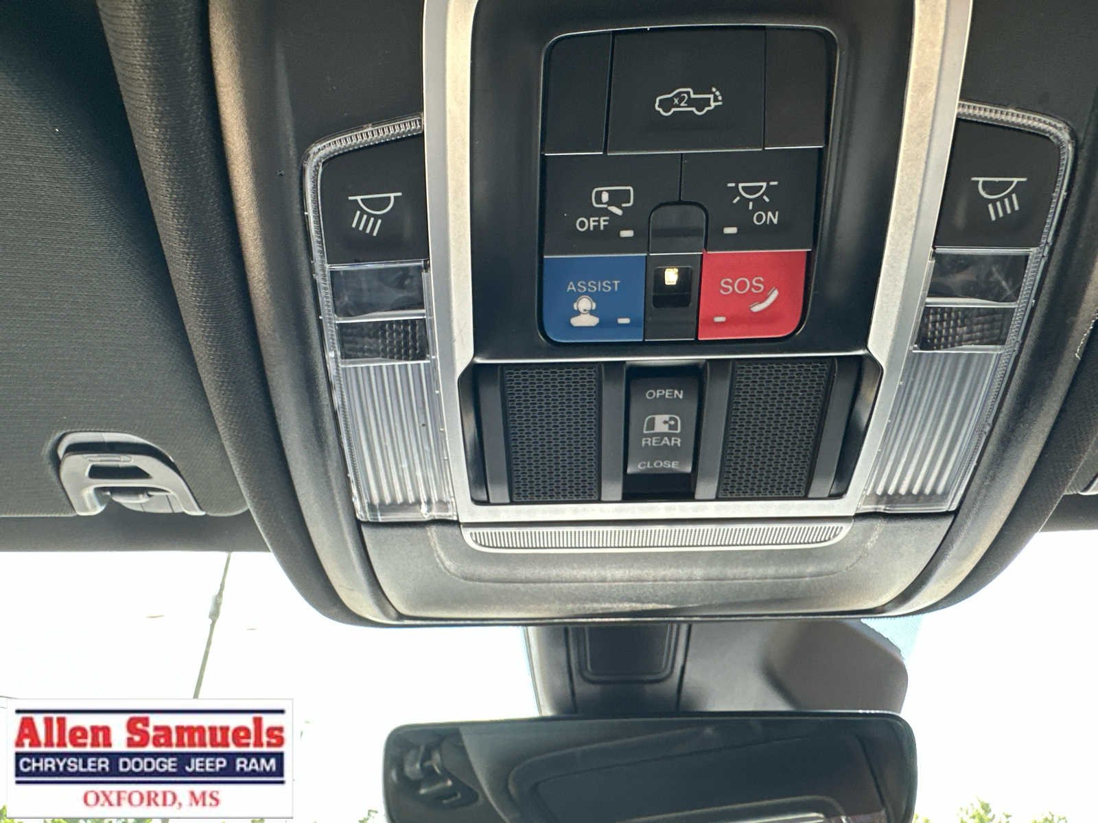 Used 2025 Bright White Clearcoat Ram Laramie image 39