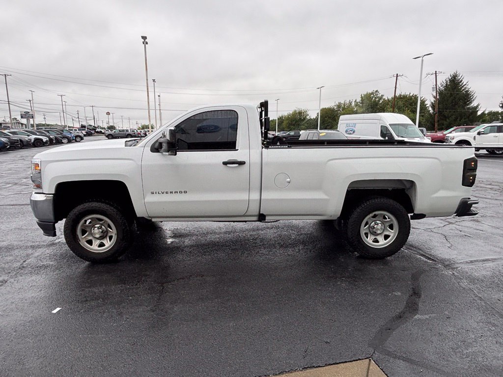 Used 2017 White Chevrolet WT image 8