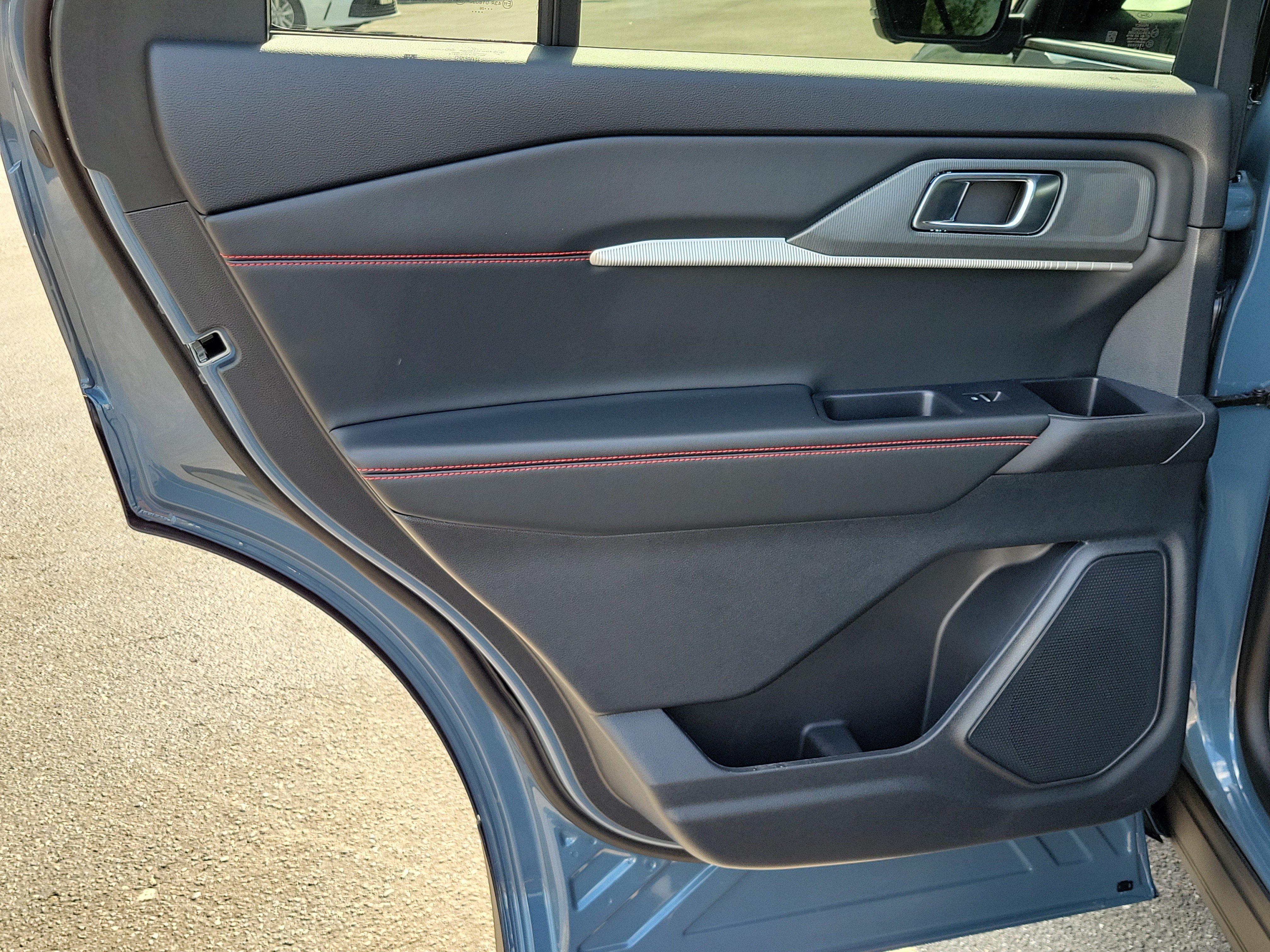 Used 2026 Vapor Blue Ford ST-Line image 11