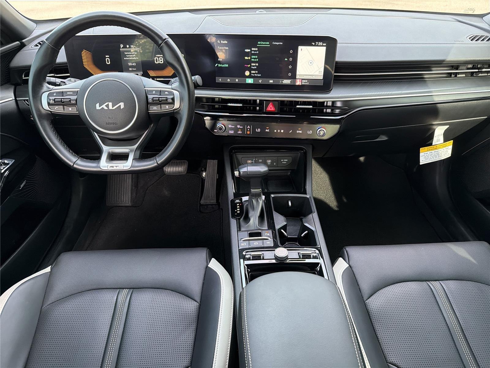 Used 2025 Snow White Pearl Kia GT-Line image 2