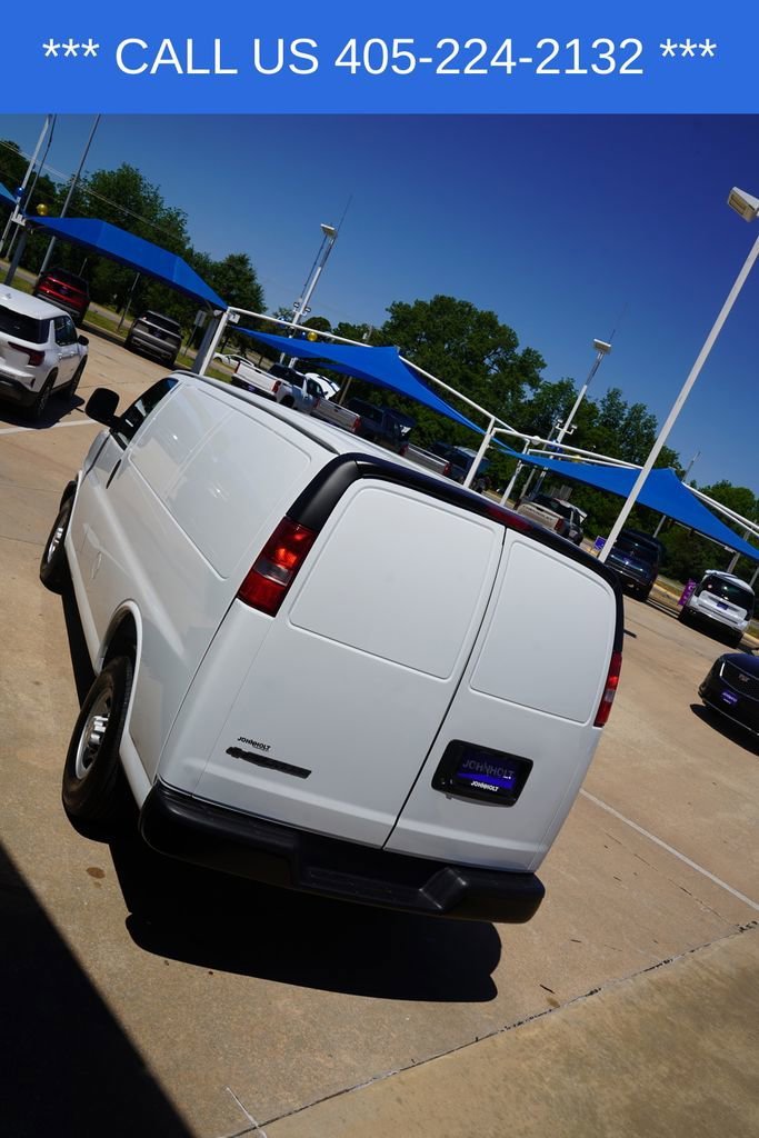 2026 Chevrolet Express Cargo Work Van - Photo 10