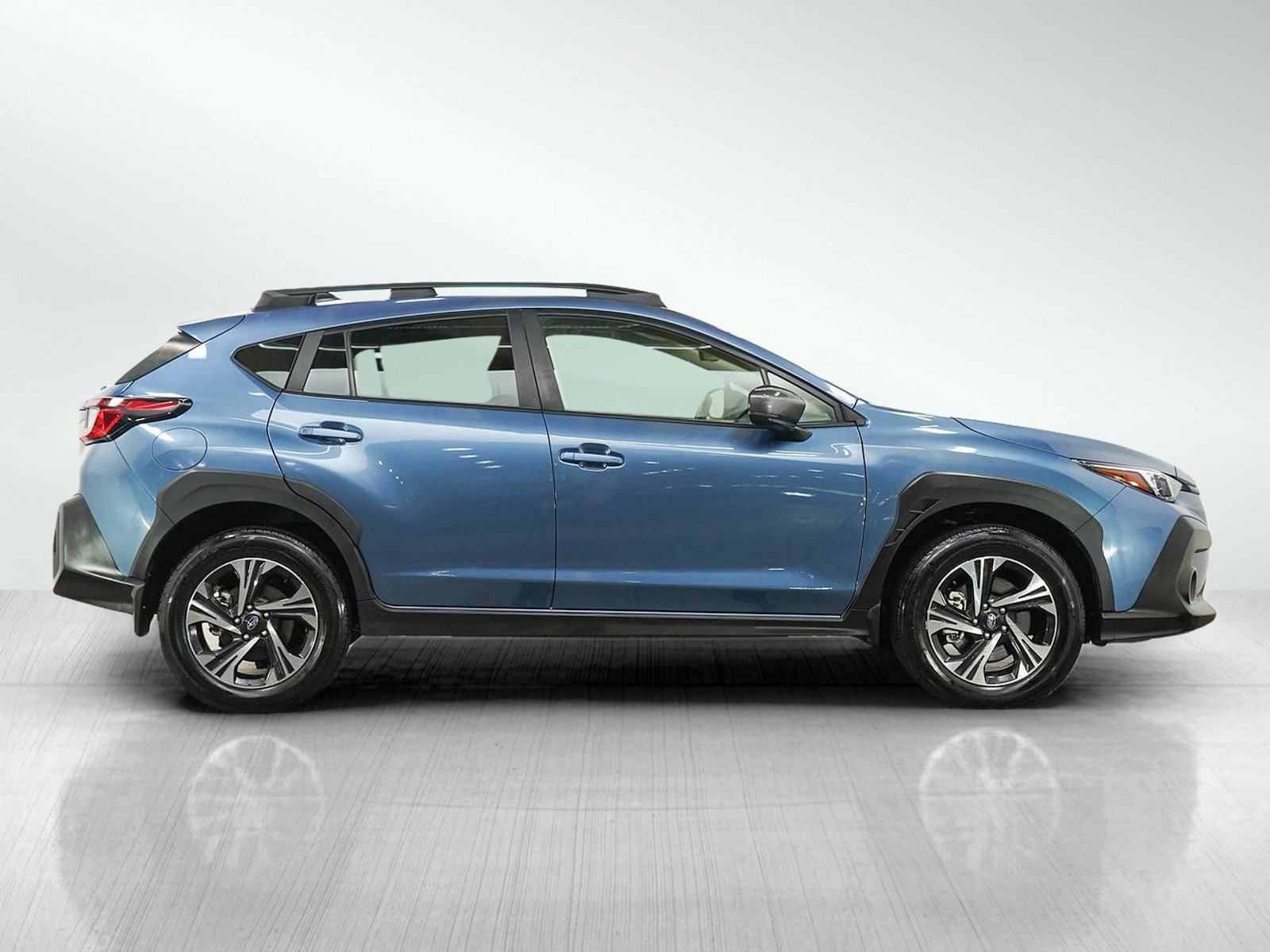 Used 2024 Horizon Blue Pearl Subaru Premium image 6