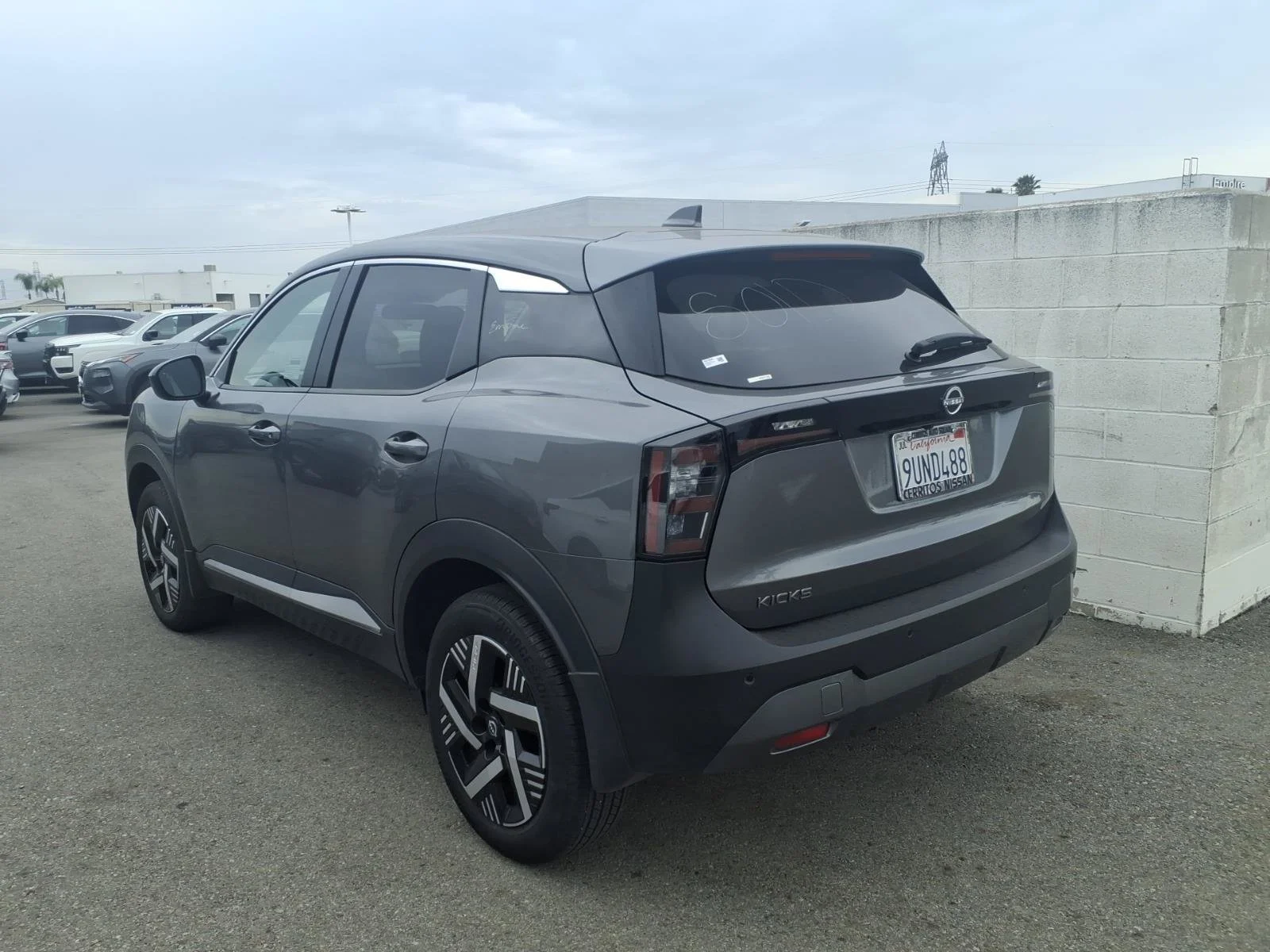 Certified Used 2025 Gun Metallic Nissan SV image 11