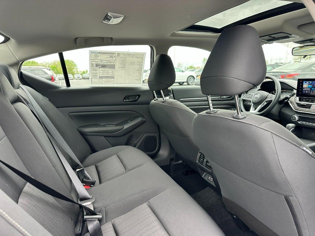 Used 2026 Black Nissan 2.5 SV image 4