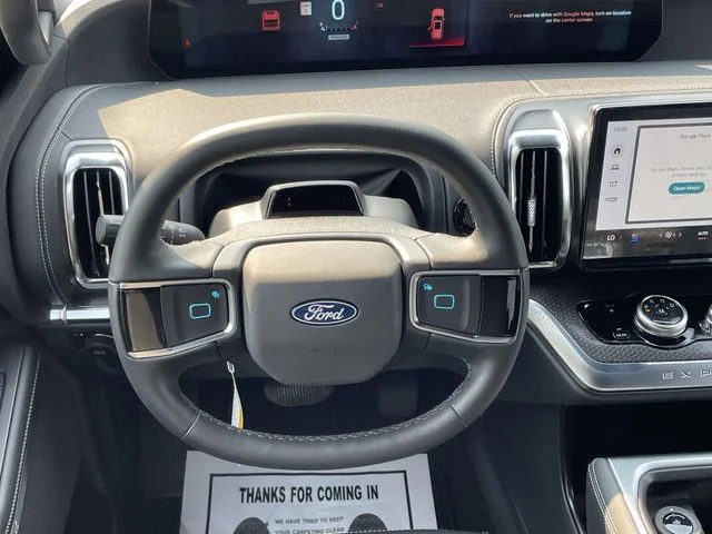 New 2027 Star White Metallic Tri-Coat Ford MAX Platinum image 15
