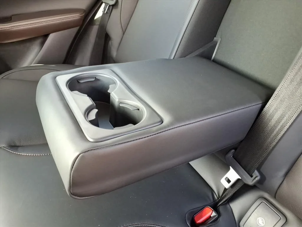 2025 Mazda CX-30 Premium - Photo 13